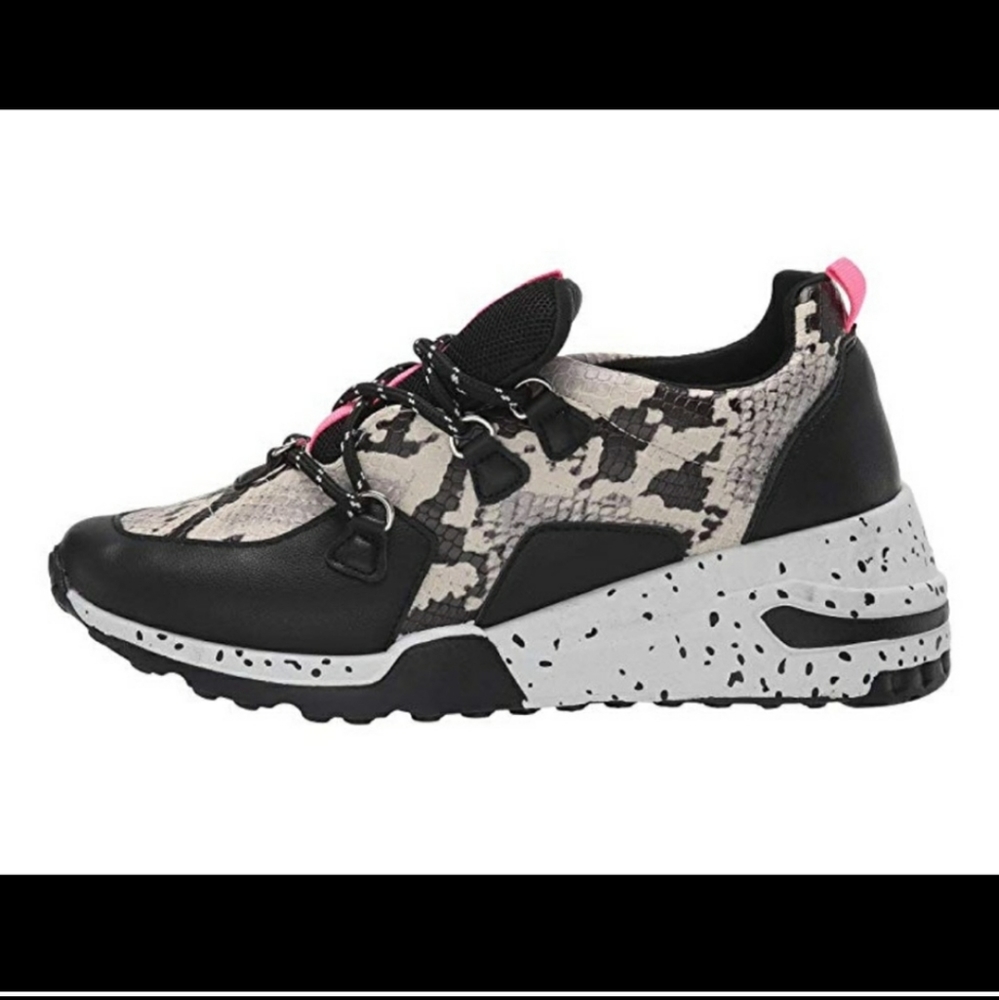 Madden Girl by Steve Madden Cliff Sneakers - Picture 5 of 6